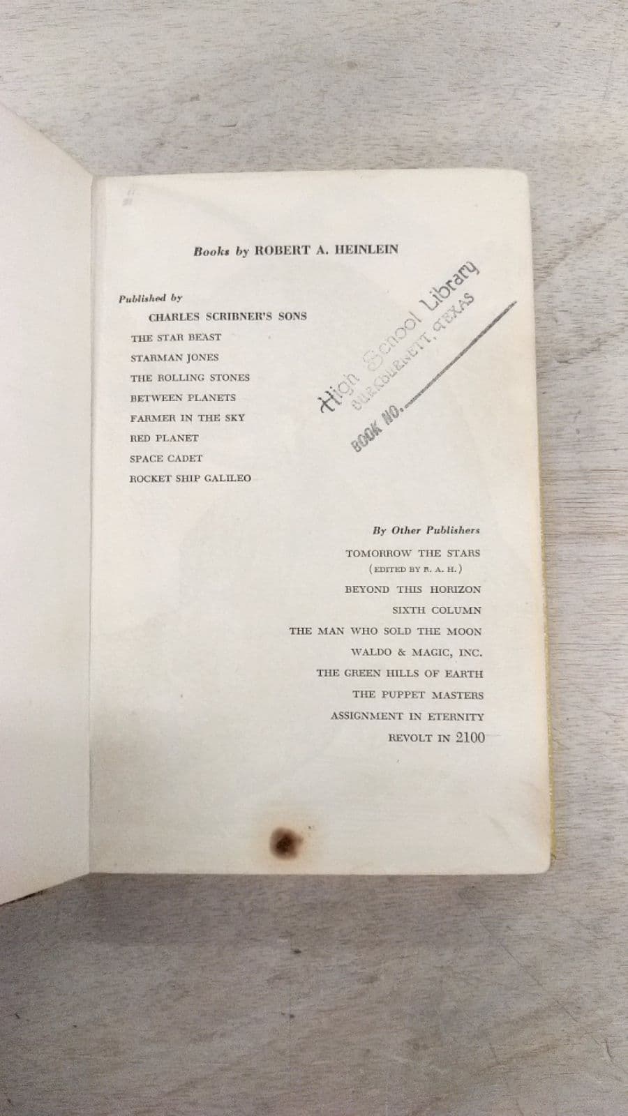 Star Beast by Robert A. Heinlein - title page