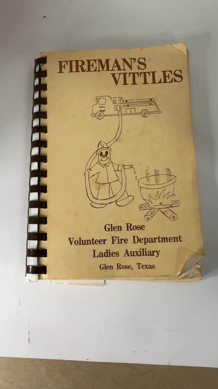 Fireman's Vittles by Glen Rose Volunteer Fire Department Ladies Auxiliary - front cover