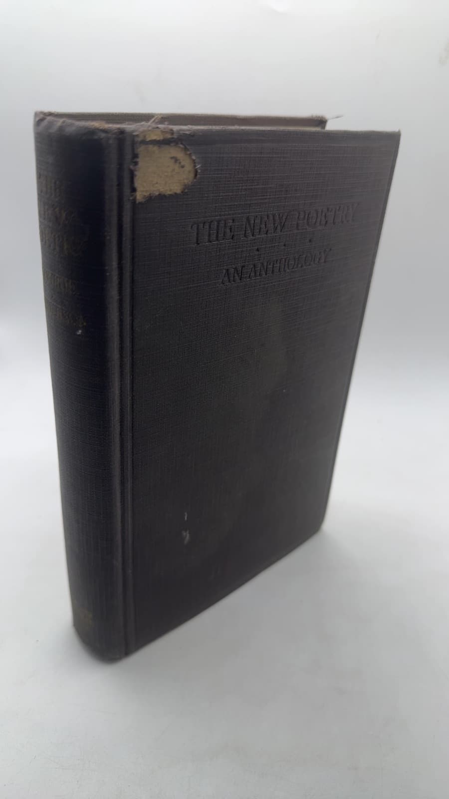 The New Poetry: An Anthology by Harriet Monroe and Alice Corbin Henderson - front cover