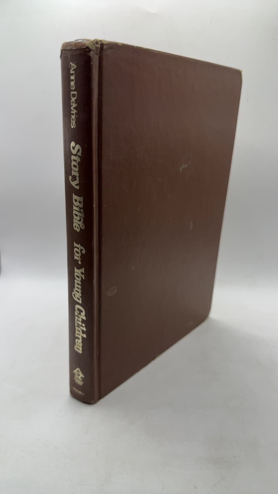 Story Bible for Young Children by Anne DeVries - front cover