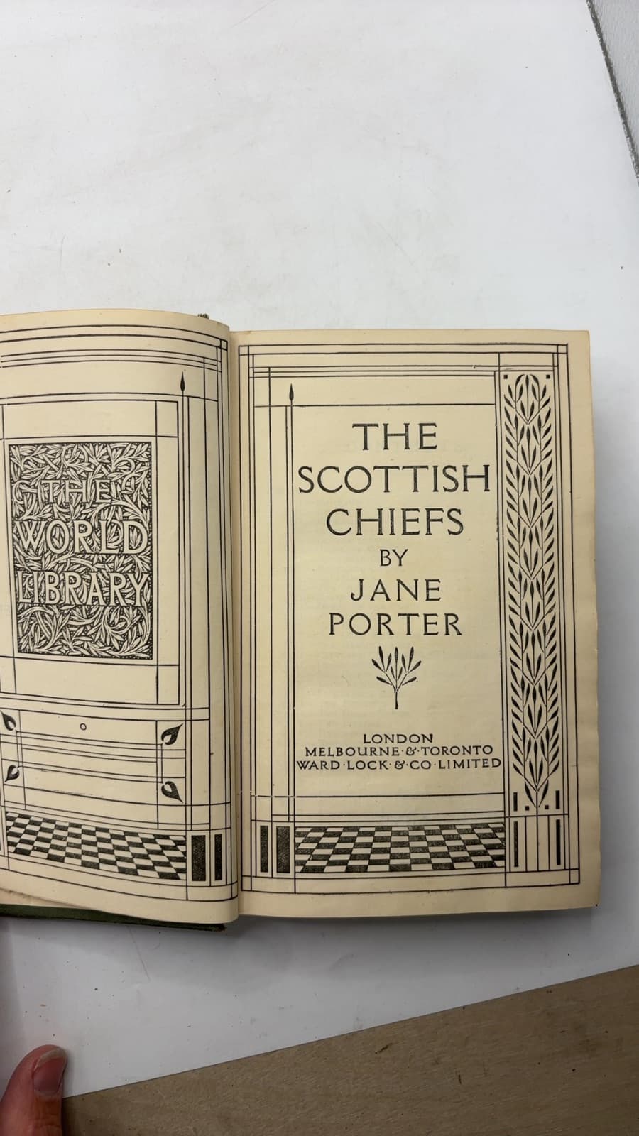 The Scottish Chiefs by Jane Porter - title page