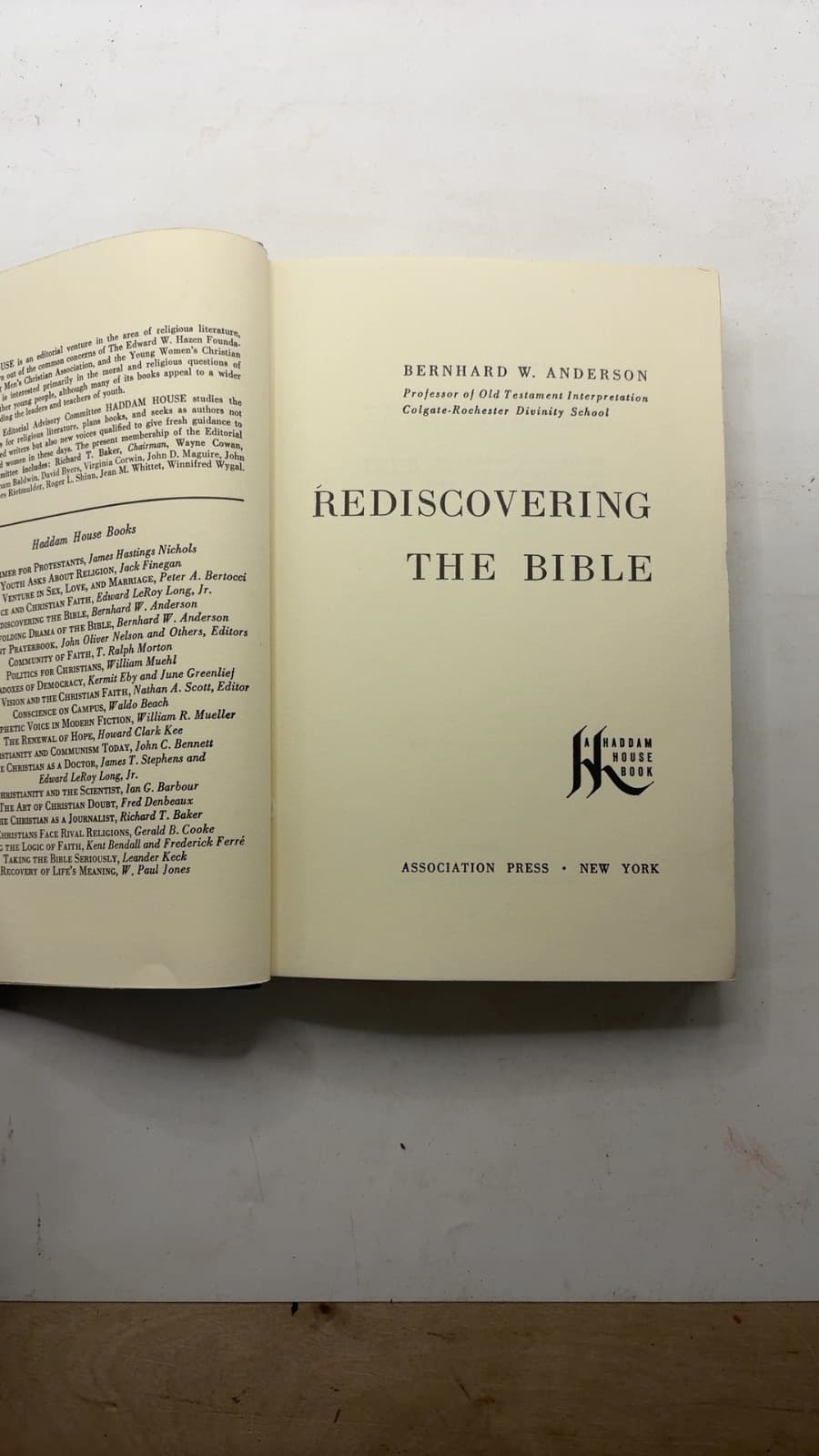Rediscovering the Bible by Bernhard W. Anderson - title page