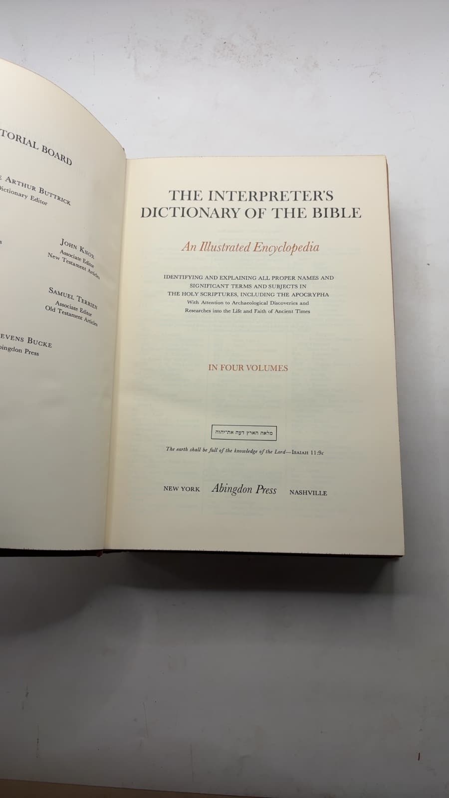 The Interpreter's Dictionary of the Bible by George Arthur Buttrick - title page