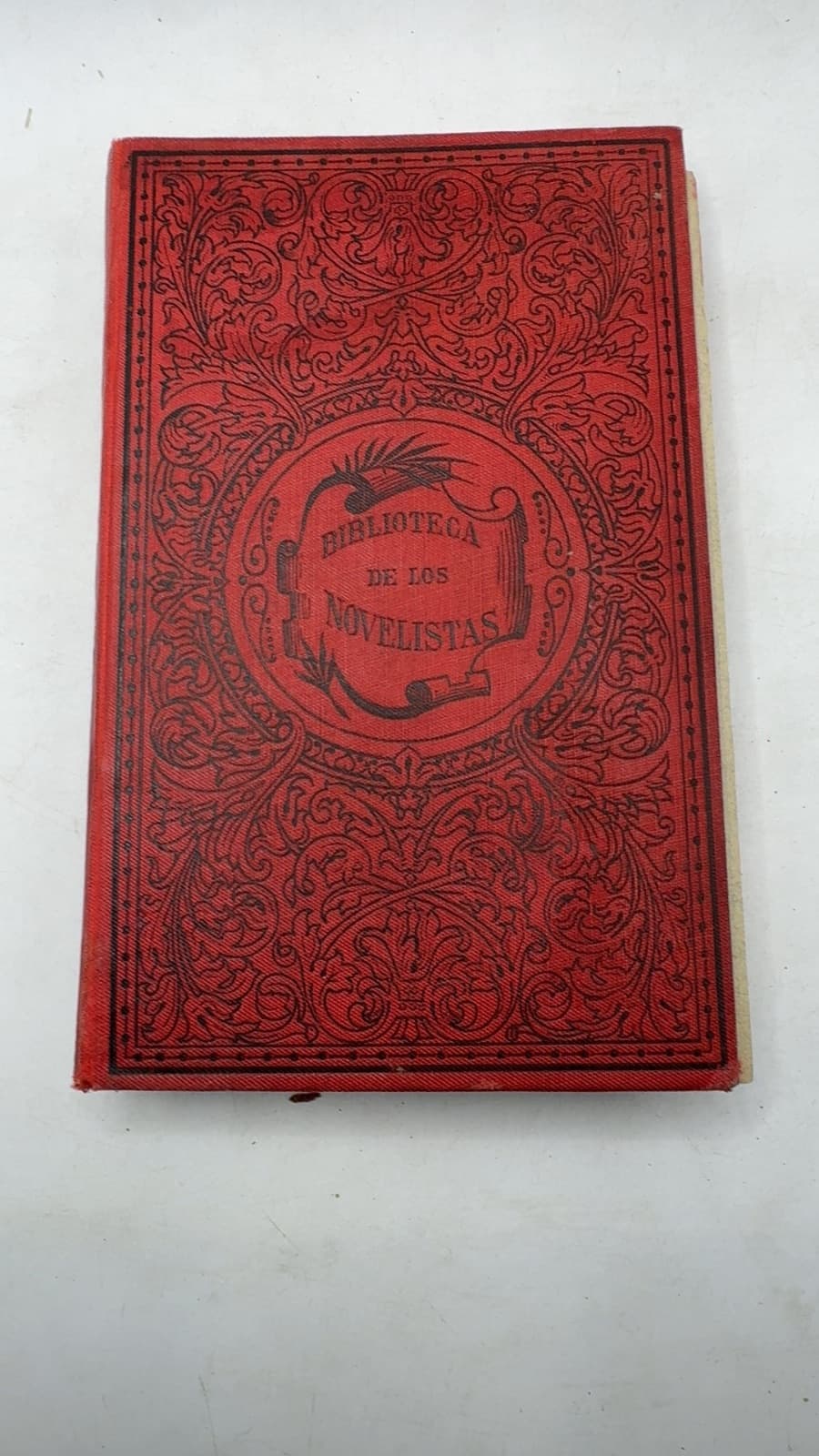 El Corazón en la Mano by E. Perez Escrich - quarter view showing binding condition