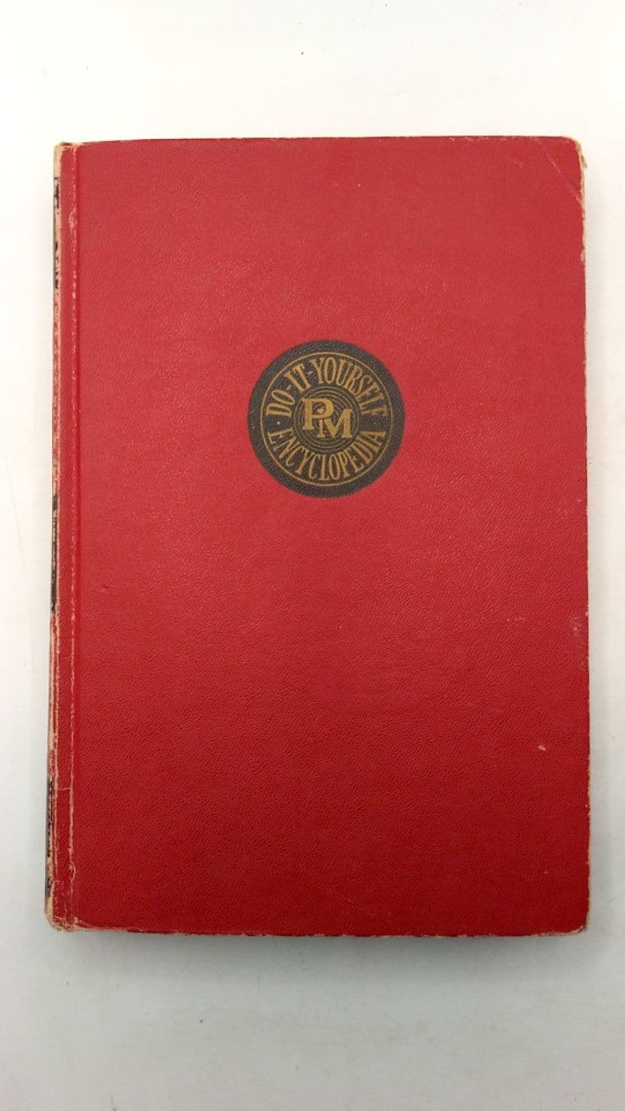 Popular Mechanics Do-It-Yourself Encyclopedia - quarter view showing binding condition