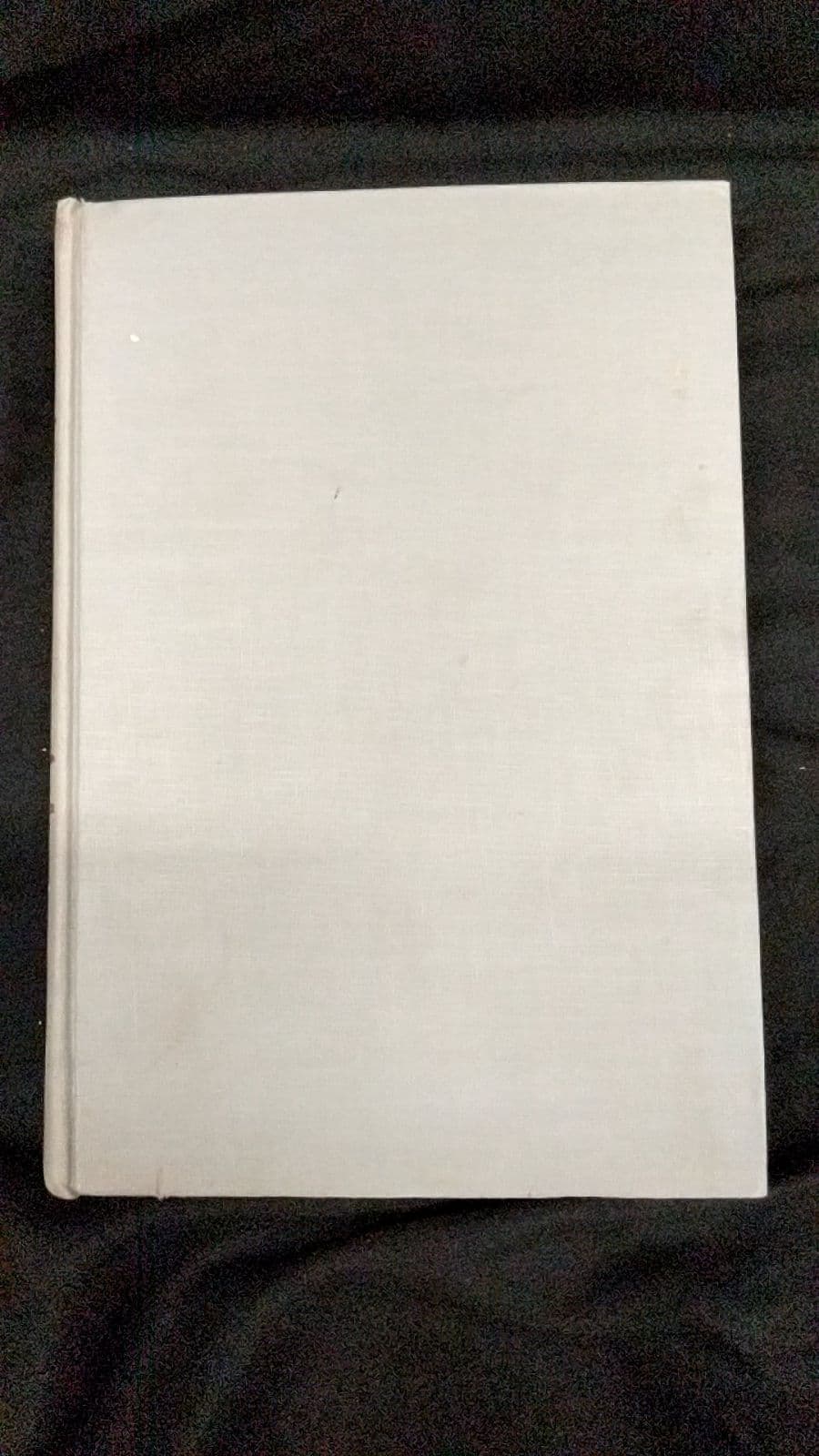 Elizabeth Captive Princess by Margaret Irwin - quarter view showing binding condition