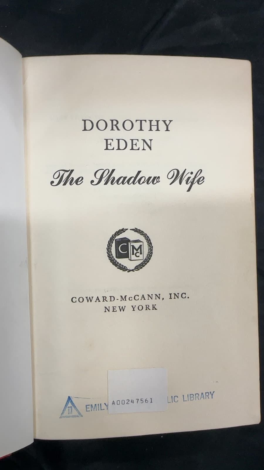 The Shadow Wife by Dorothy Eden - title page
