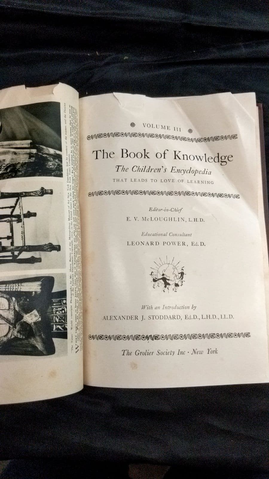 The Book of Knowledge Vol. 3 by E. V. McLoughlin, L.H.D. - title page