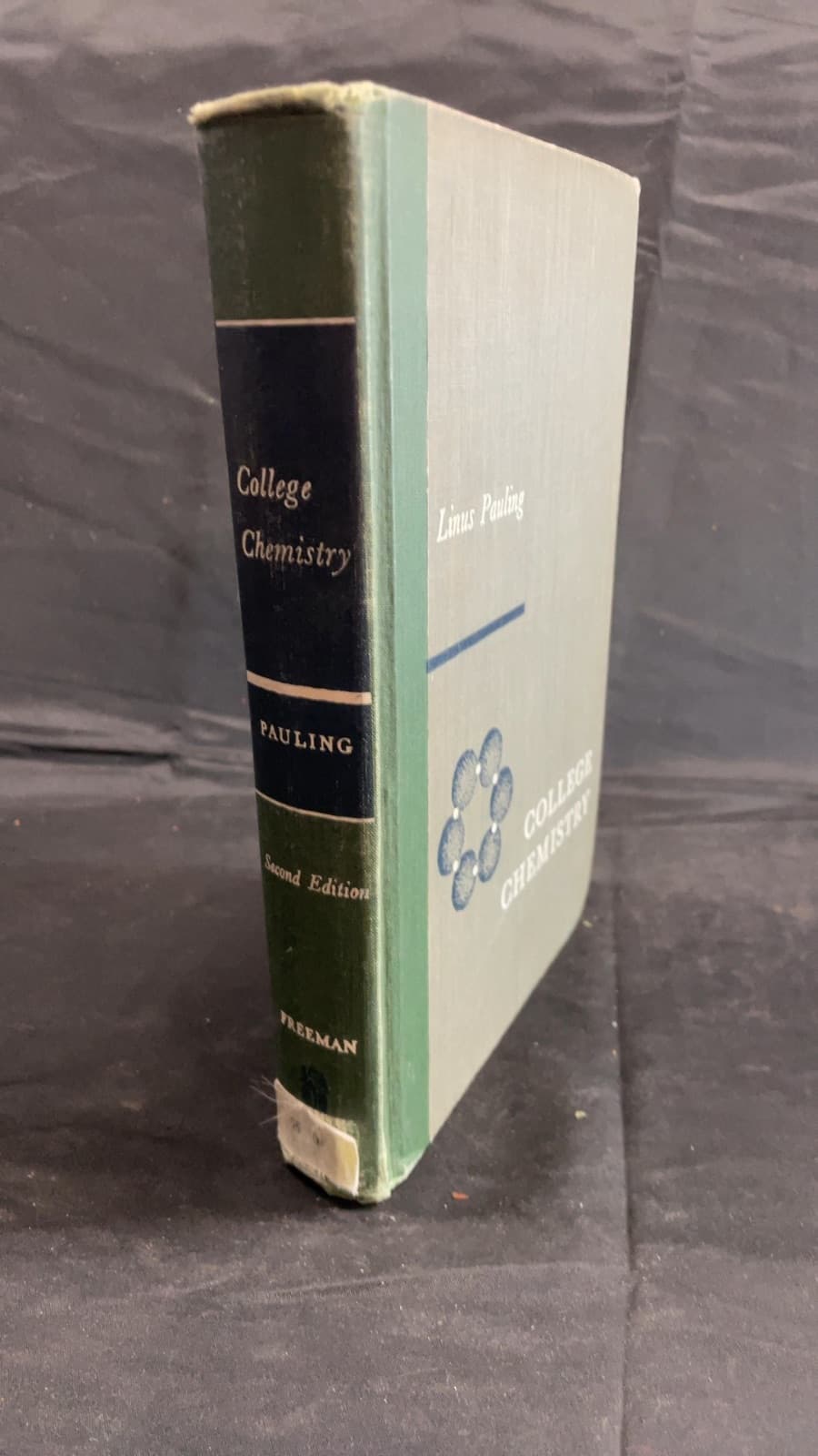 College Chemistry: An Introductory Textbook... 2nd ed. by Linus Pauling - front cover
