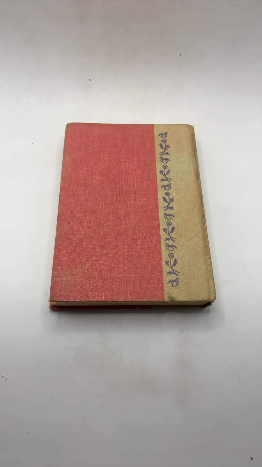 These Happy Golden Years by Laura Ingalls Wilder - additional view