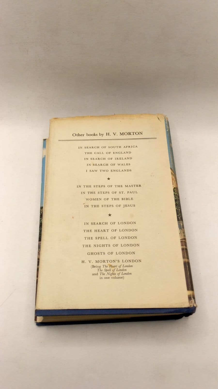 A Traveller in Rome by H. V. Morton - additional view