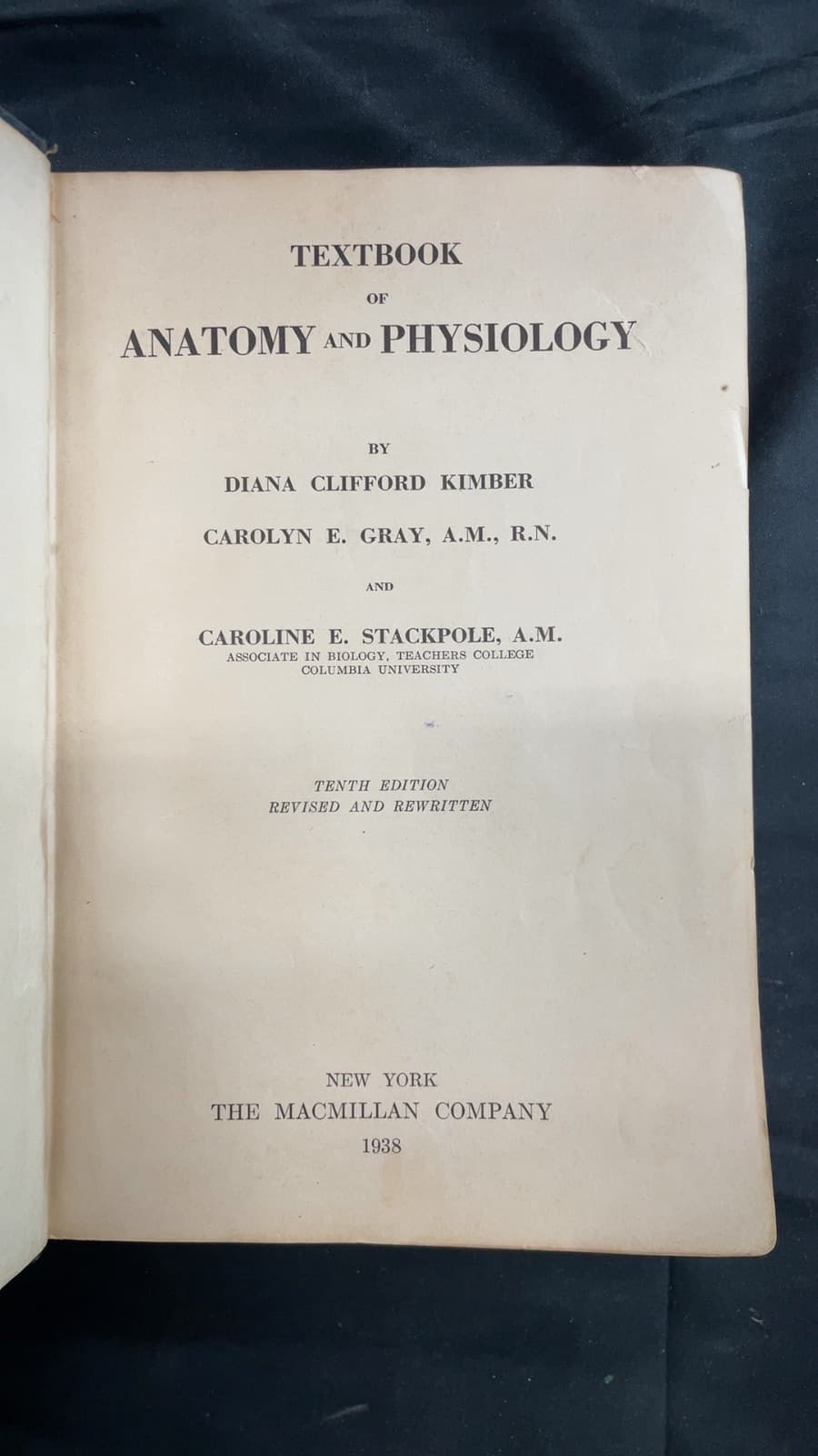 Textbook of Anatomy and Physiology by Diana Clifford Kimber, Carolyn E. Gray, Caroline E. Stackpole - title page