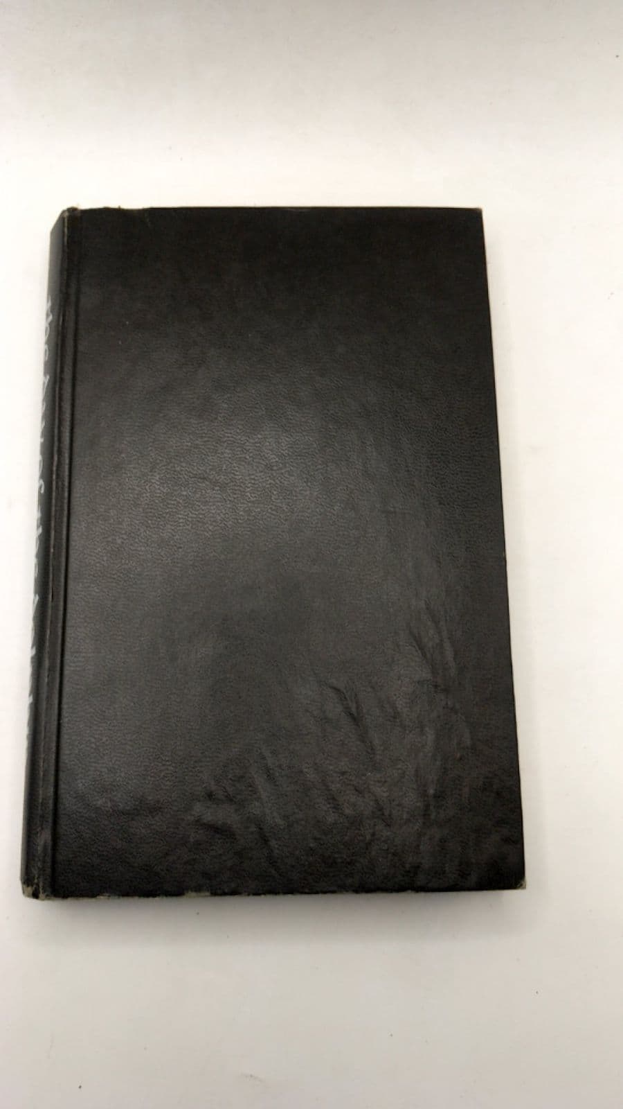 the day of the dolphin by Robert Merle - quarter view showing binding condition