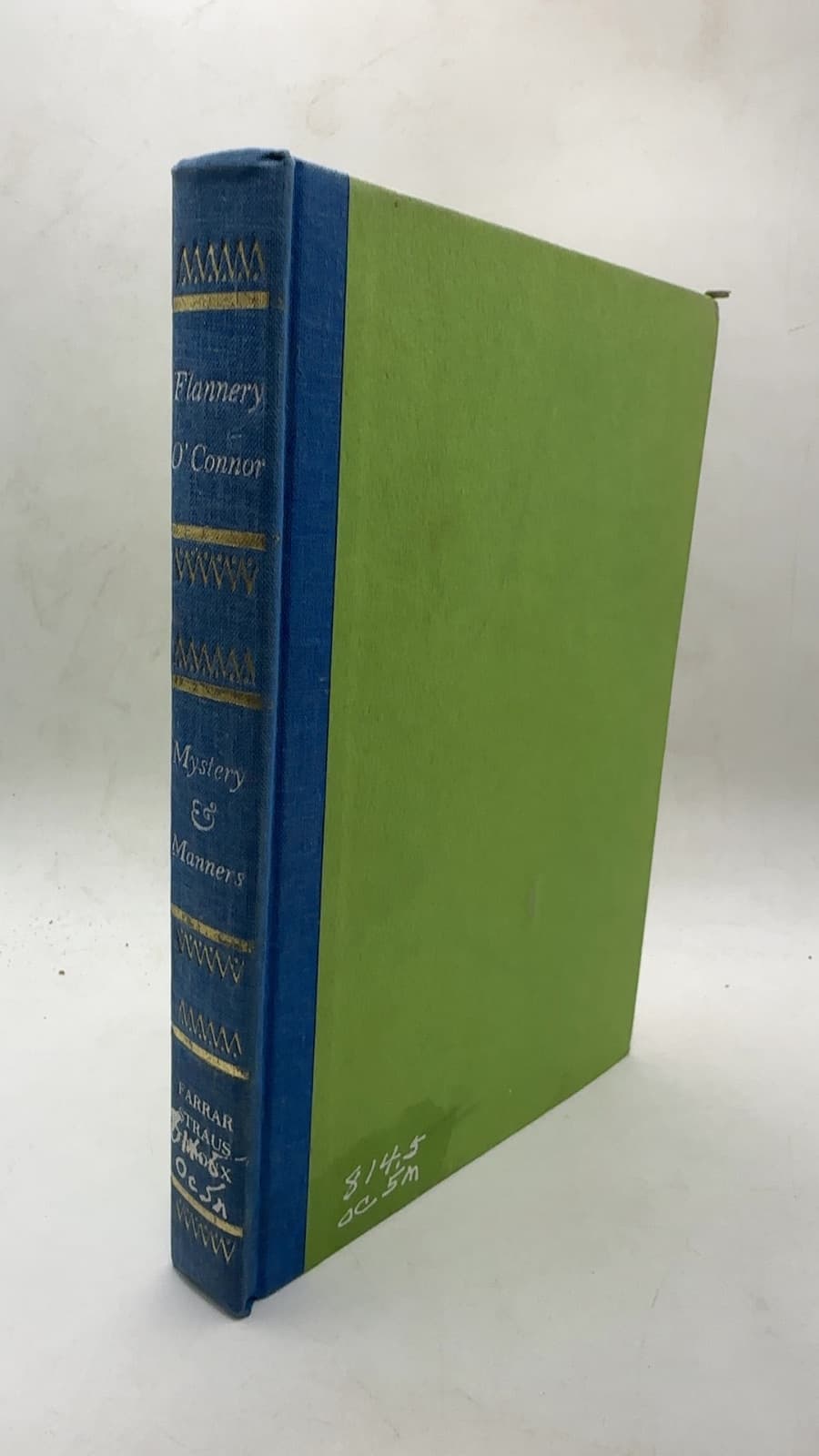 Mystery and Manners by Flannery O'Connor - front cover