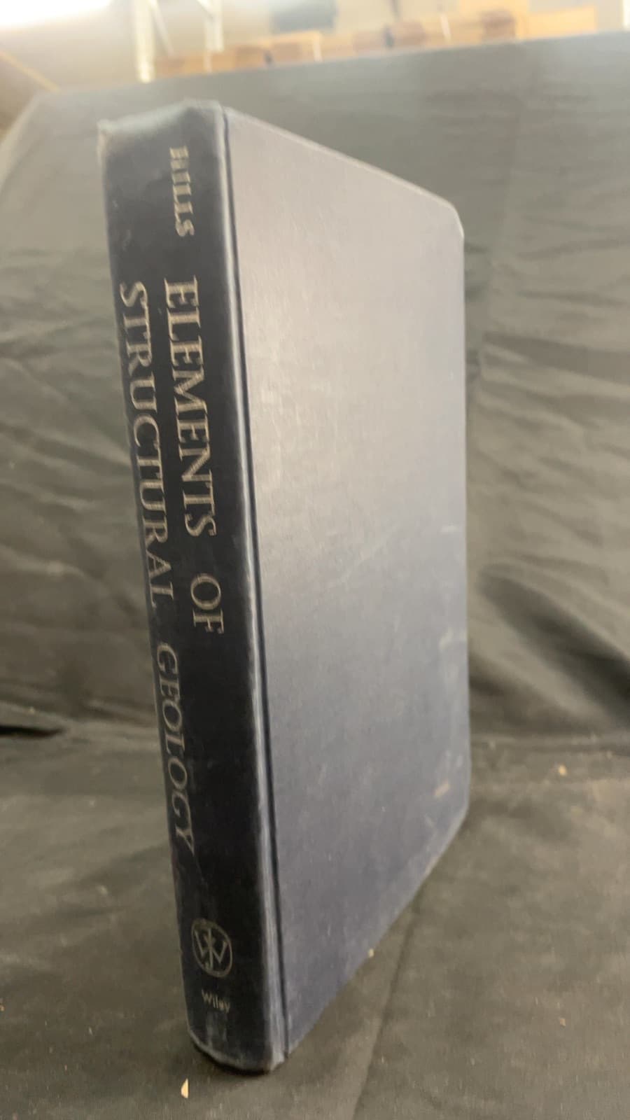 Elements OF Structural Geology by E. Sherbon Hills - front cover