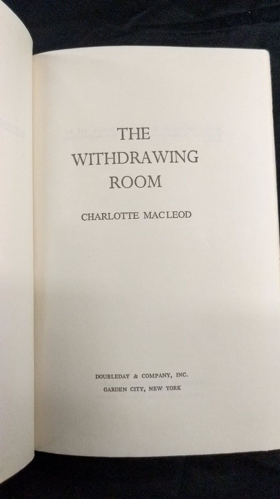 THE Withdrawing Room by Charlotte Macleod - title page