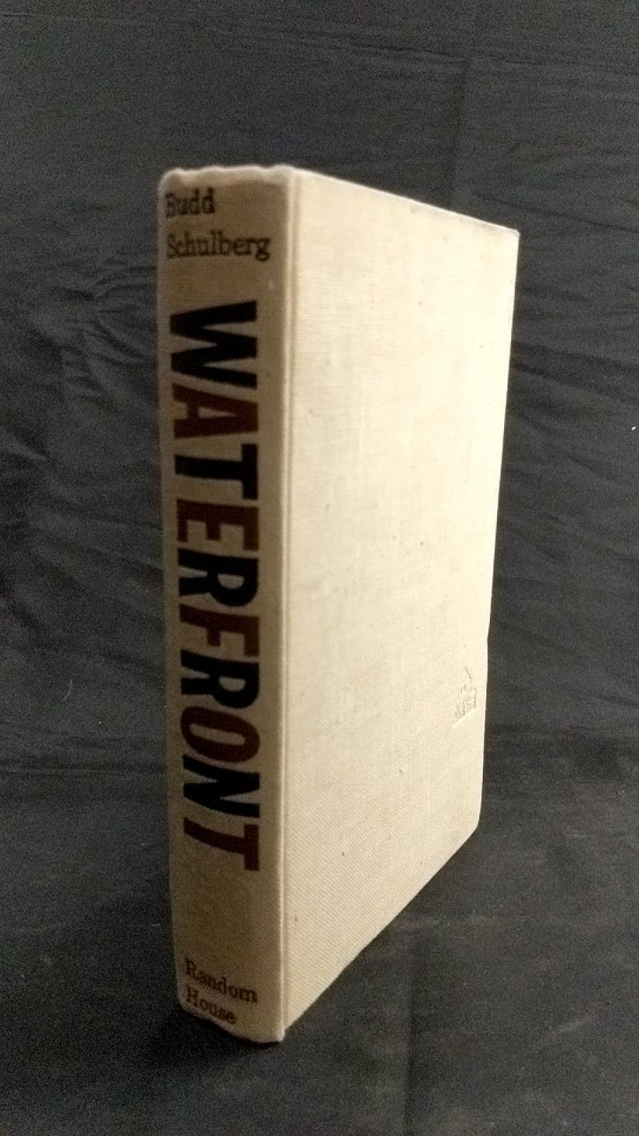 Waterfront by Budd Schulberg - front cover