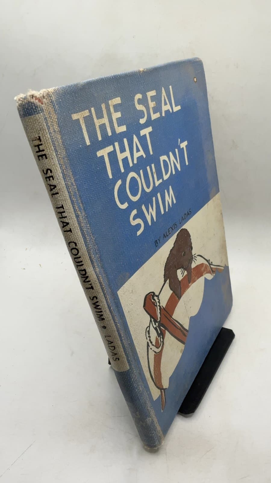 The Seal That Couldn't Swim by Alexis Ladas - front cover