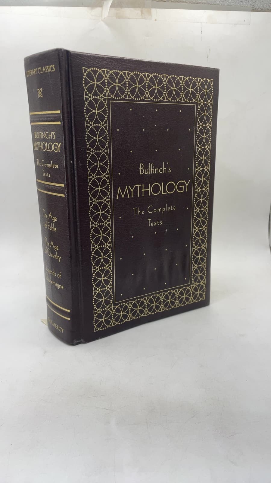 Bulfinch's Mythology: The Complete Texts by Thomas Bulfinch - front cover