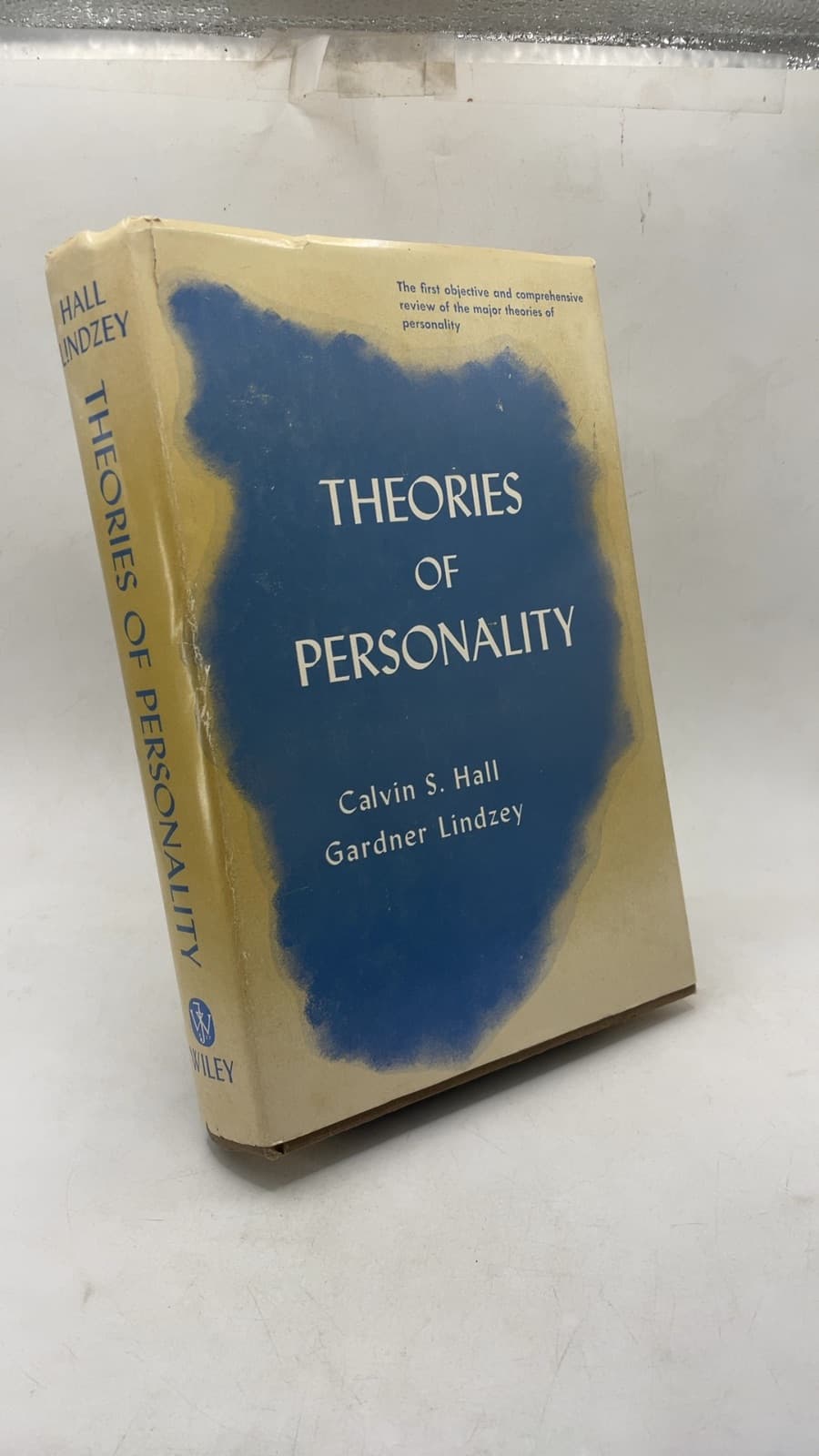 Theories of Personality by Calvin S. Hall, Gardner Lindzey - front cover