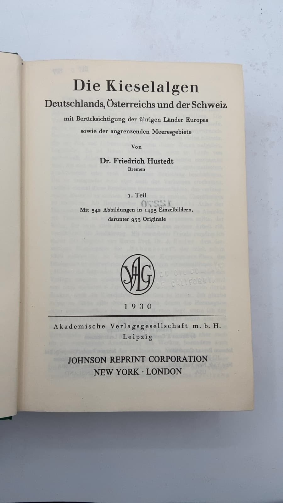 Die Kieselalgen Deutschlands, Österreichs und der Schweiz by Dr. Friedrich Hustedt - title page