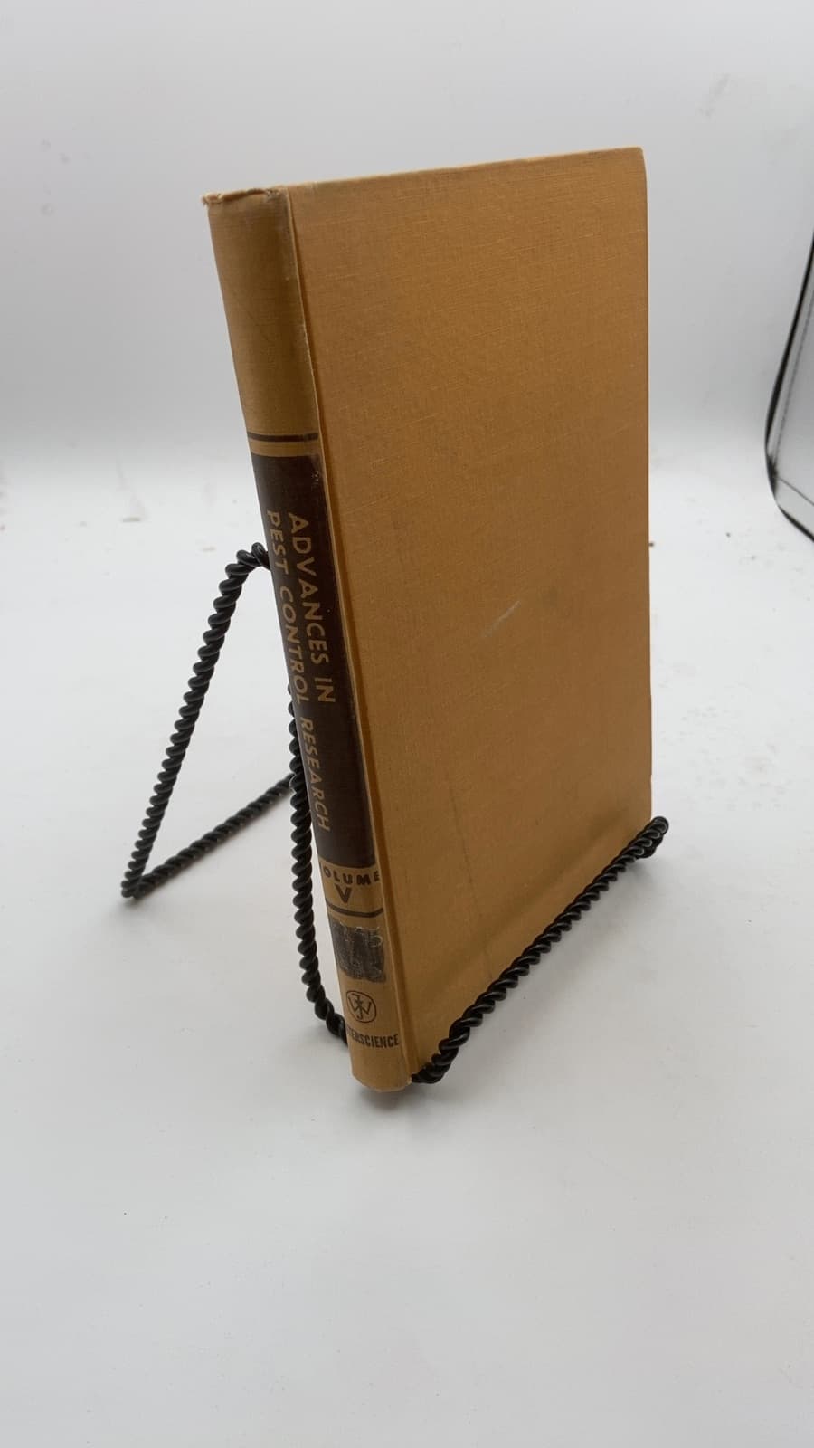 Advances IN Pest Control Research by R. L. Metcalf - front cover