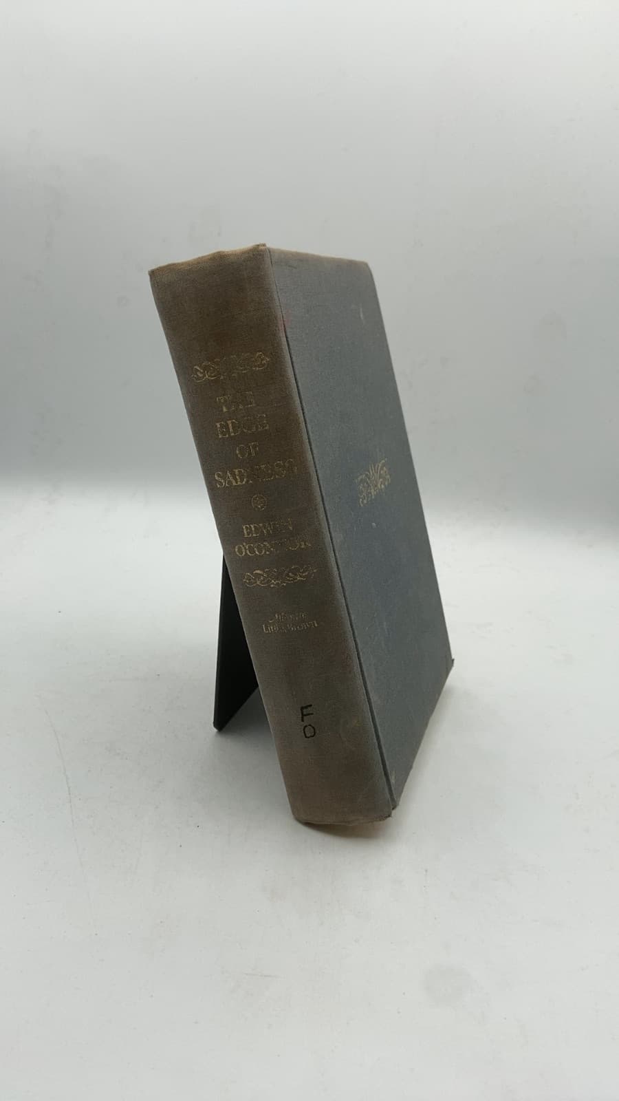 The Edge of Sadness by Edwin O'Connor - front cover