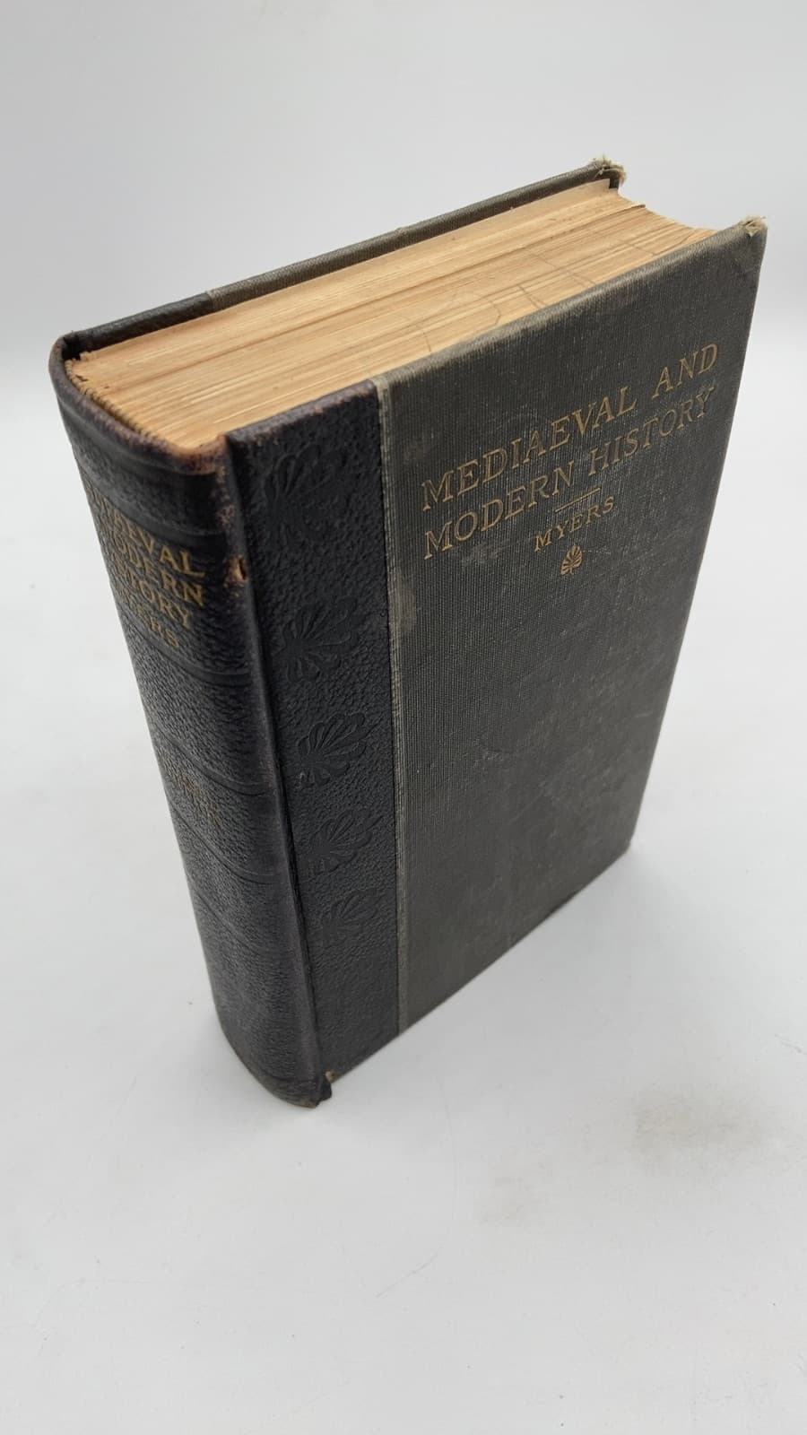 Mediaeval and Modern History by Philip Van Ness Myers - front cover