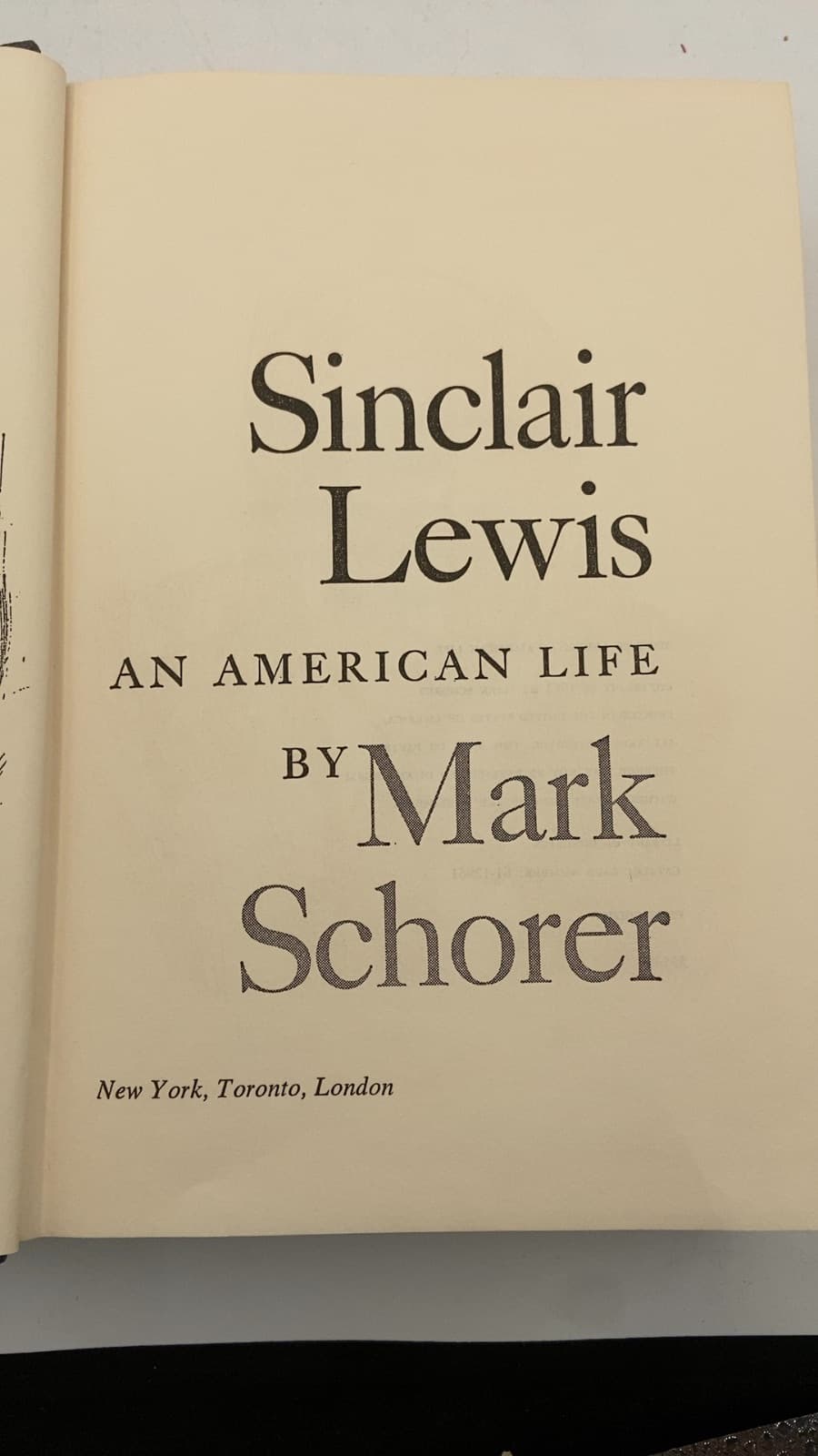 Sinclair Lewis: An American Life by Mark Schorer - title page