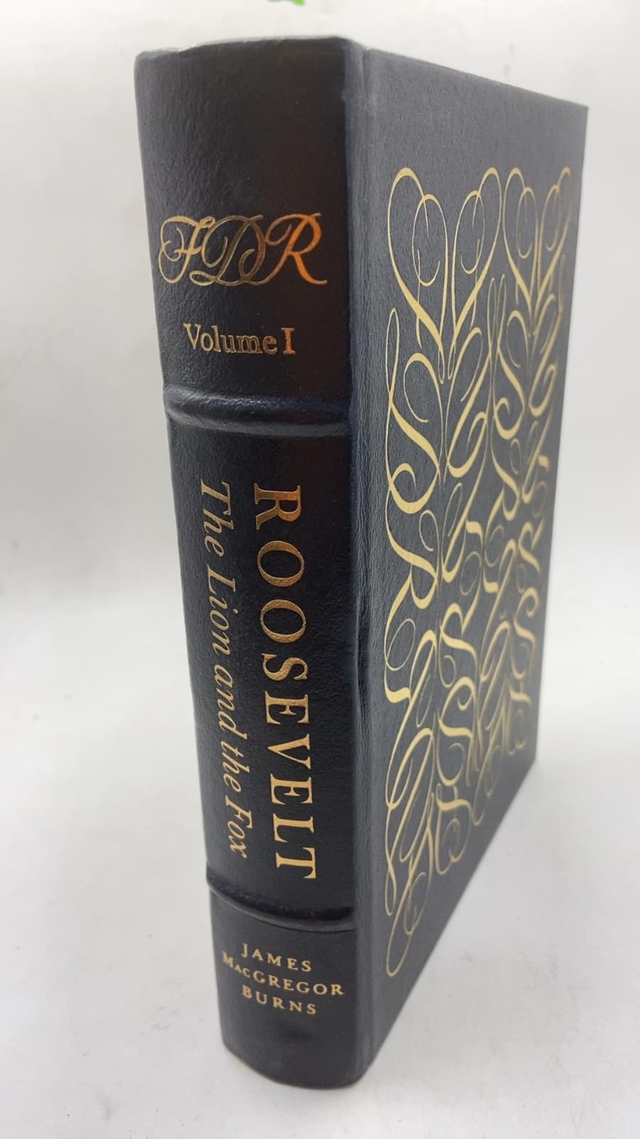 Roosevelt: The Lion and the Fox by James MacGregor Burns - front cover