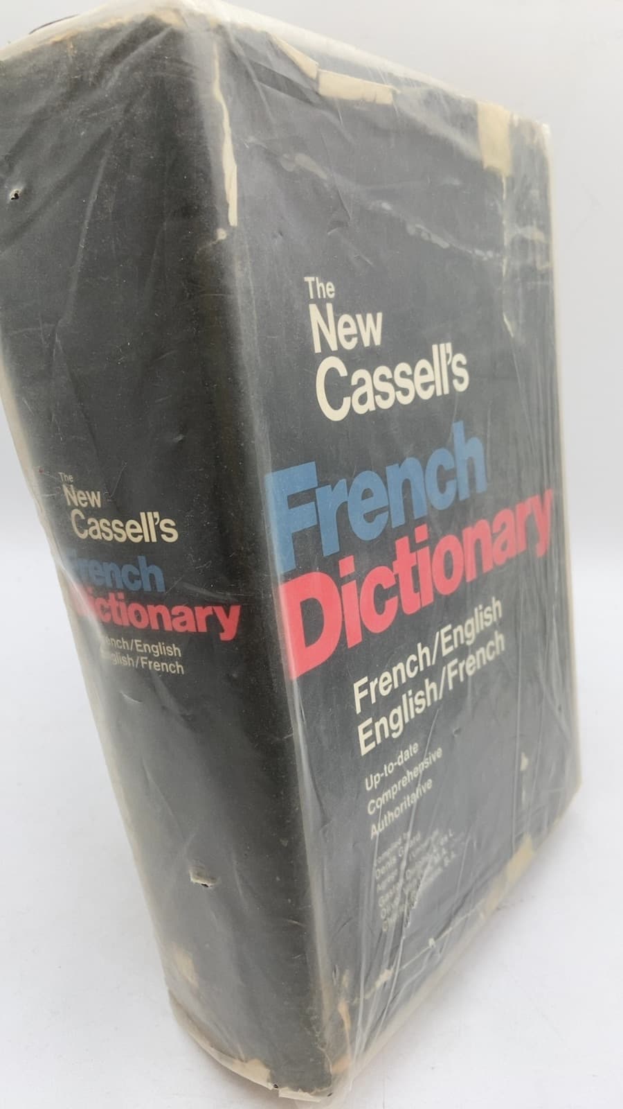 The New Cassell's French Dictionary by Denis Girard - front cover