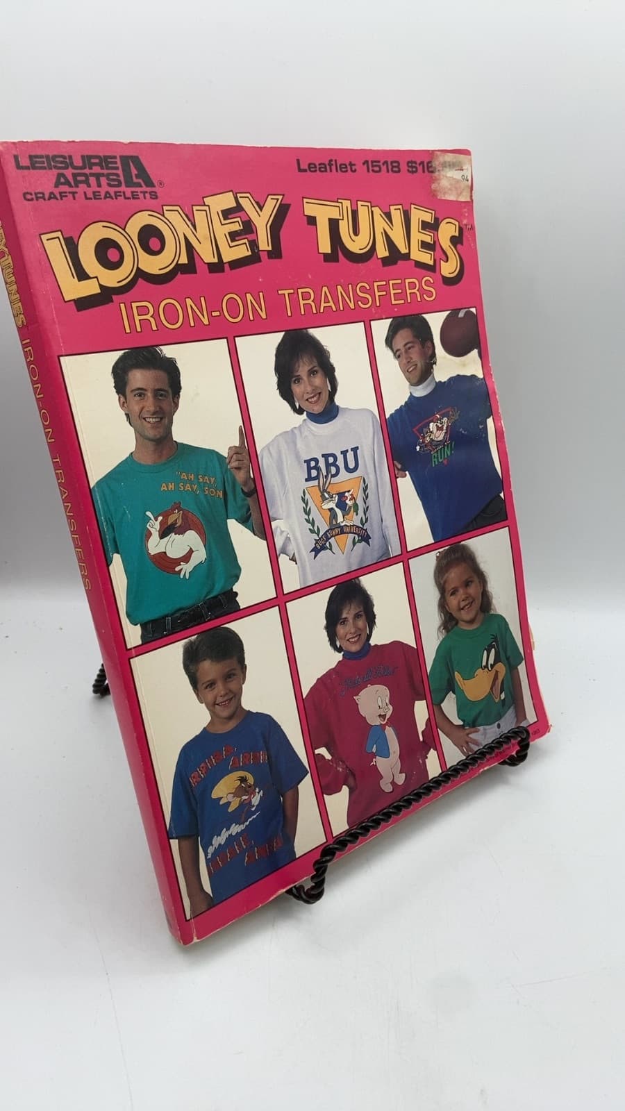 Looney Tunes Iron-ON Transfers - front cover