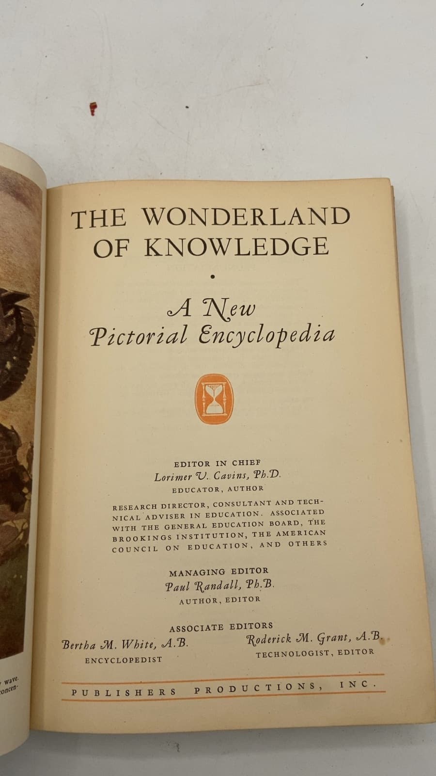 THE Wonderland OF Knowledge - title page