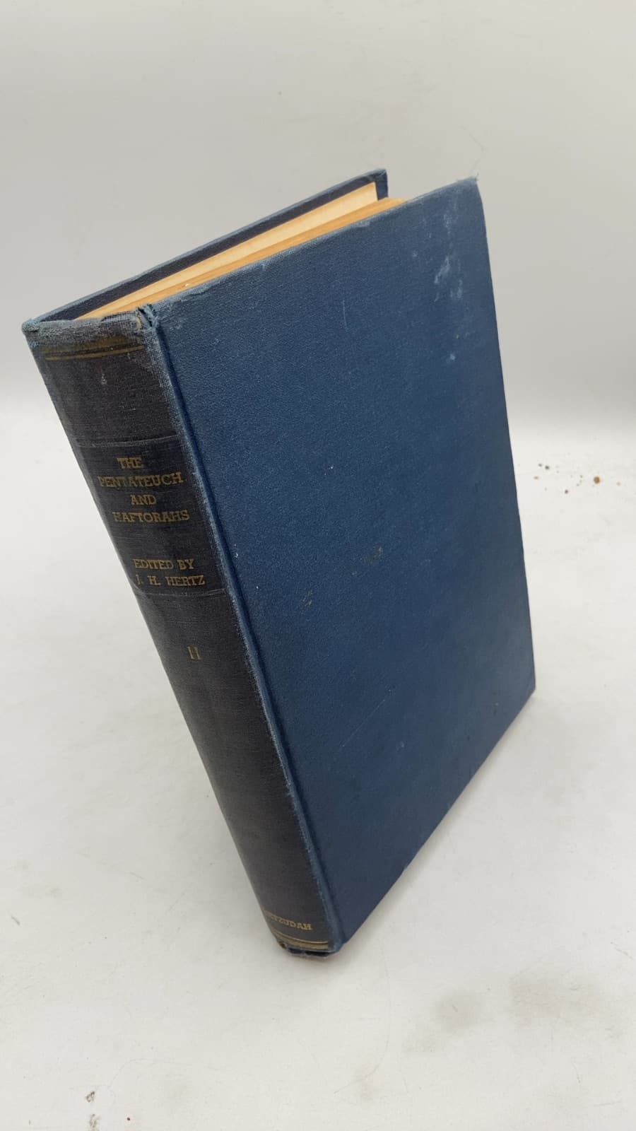 Pentateuch and Haftorahs by Edited by J. H. Hertz - front cover