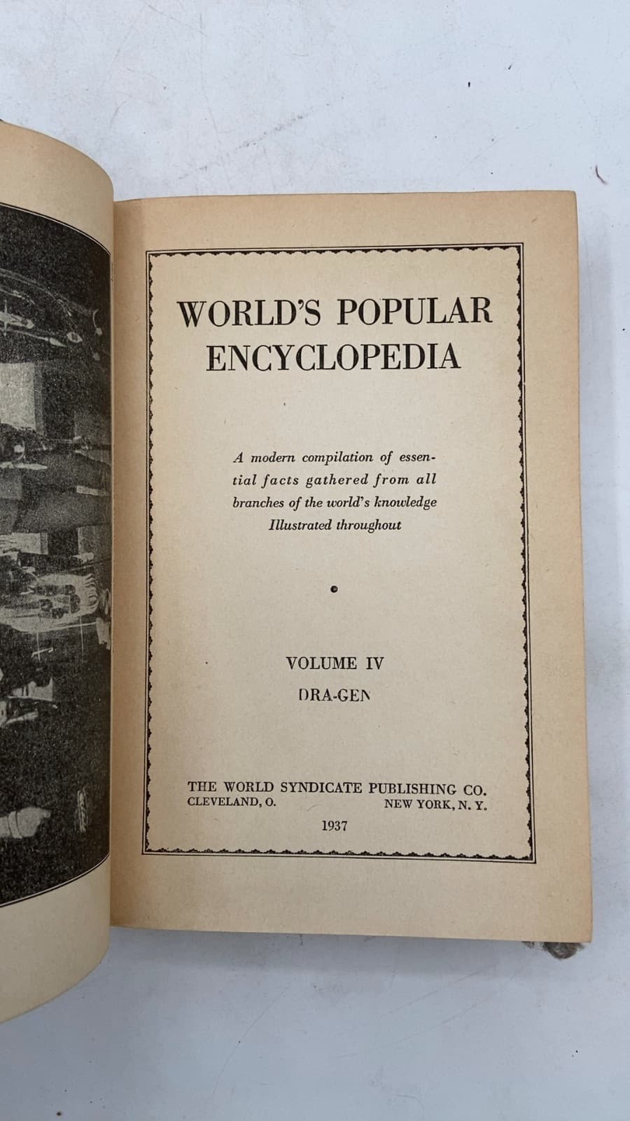 World's Popular Encyclopedia - title page