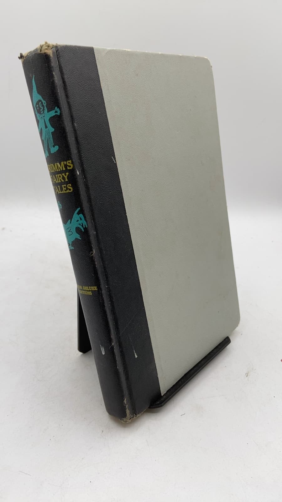 Grimm's Fairy Tales by Jakob and Wilhelm Grimm - front cover