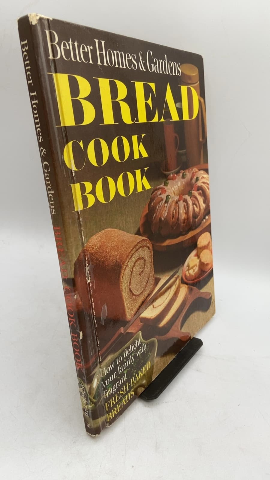 Bread Cook Book by By the Editors of Better Homes and Gardens - front cover