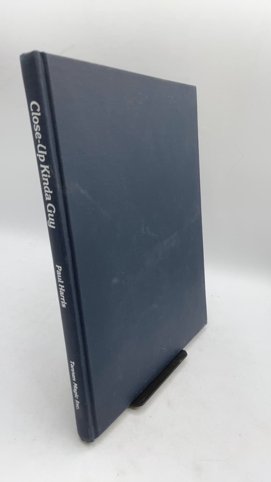 A Close-Up Kinda Guy by Paul Harris - front cover
