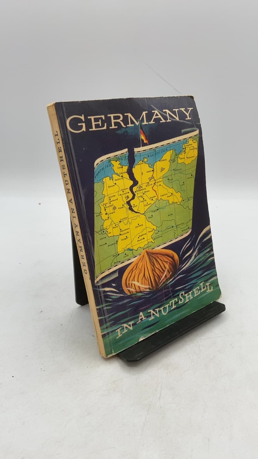 Germany IN A Nutshell by Professor Helmut Arntz - front cover