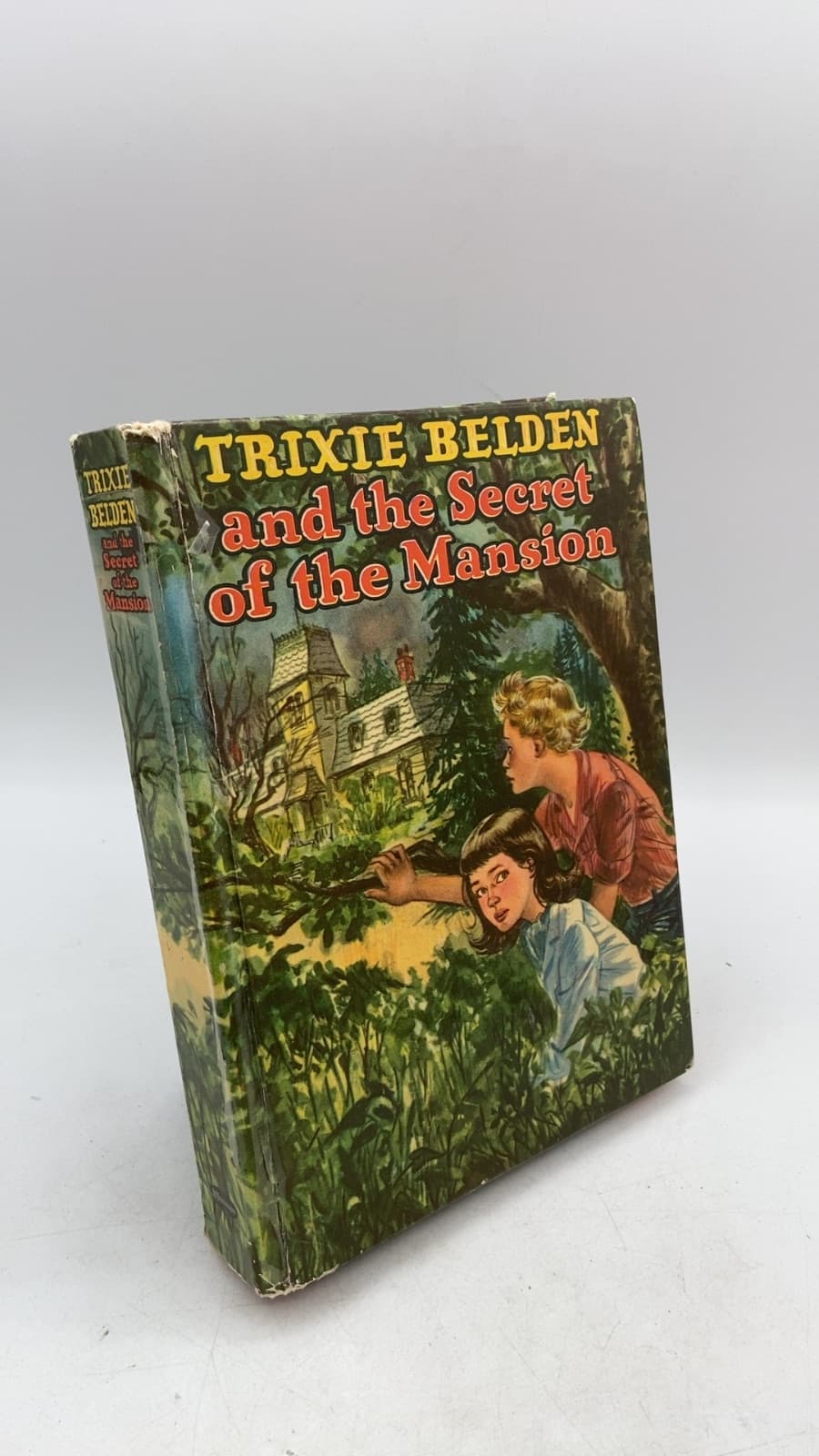 Trixie Belden and the Secret of the Mansion by Julie Campbell - front cover