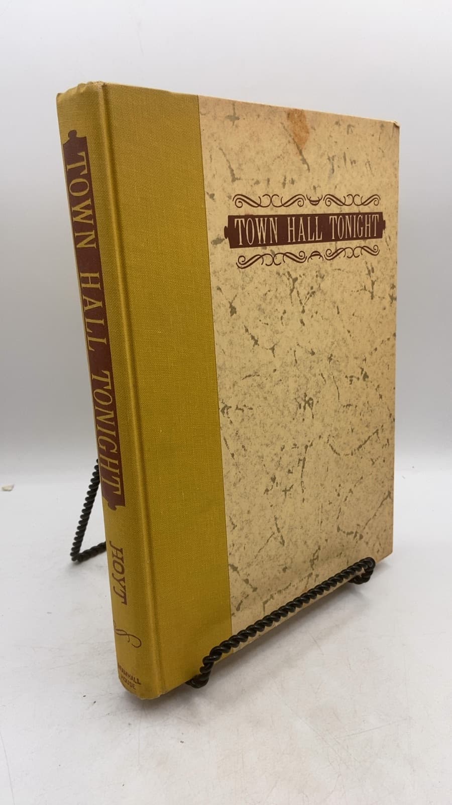 Town Hall Tonight by Harlowe R. Hoyt - front cover