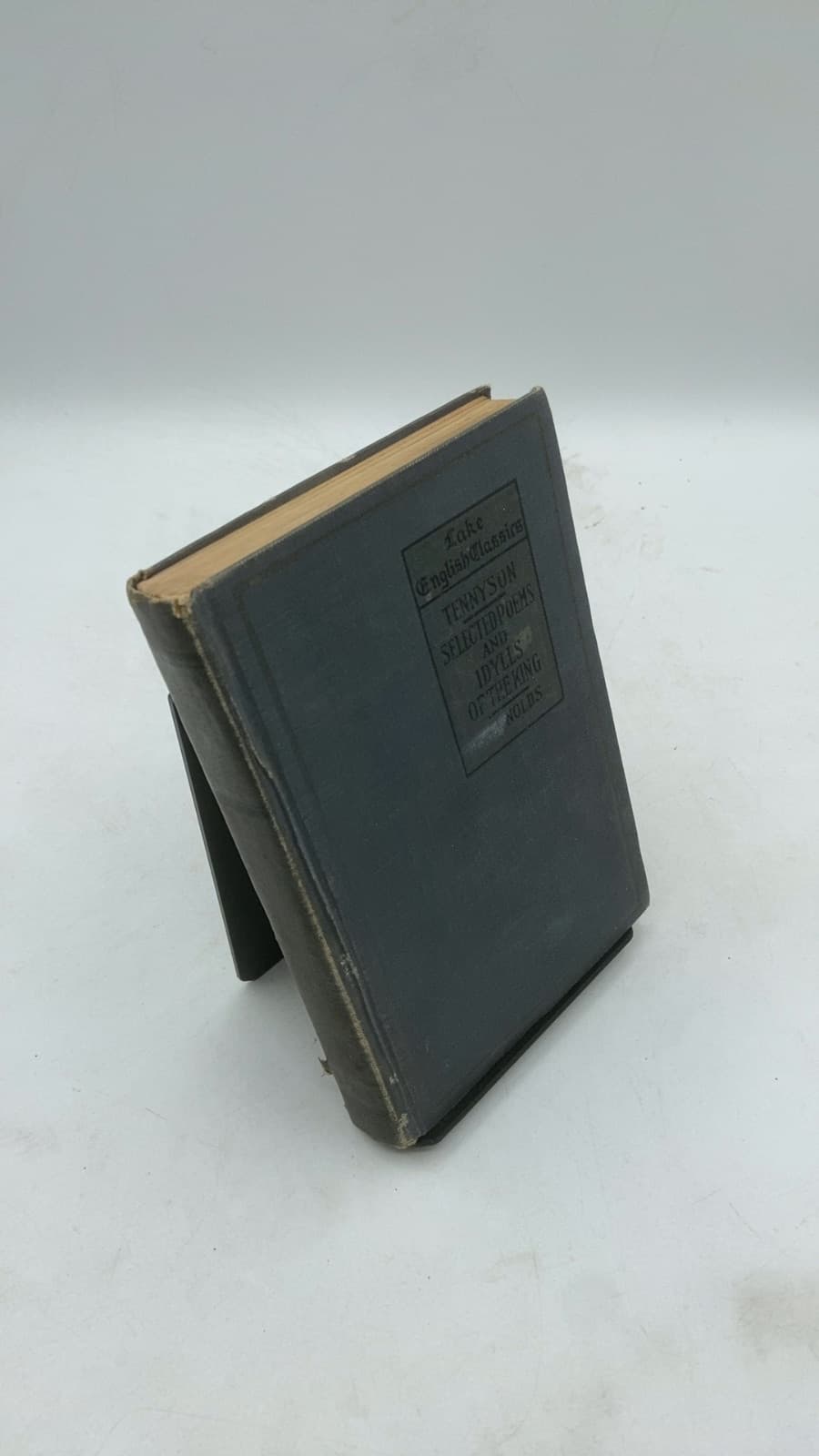 Selections from The Poems of Tennyson with Parts of The Idylls of the King by Myra Reynolds, Ph.D. (Editor) - front cover