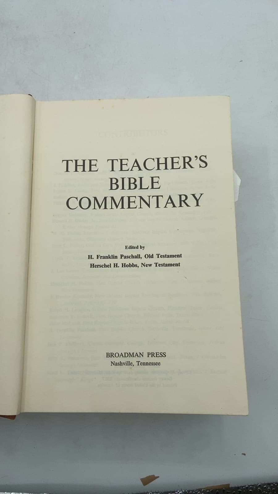 The Teacher's Bible Commentary by H. Franklin Paschall, Herschel H. Hobbs - title page