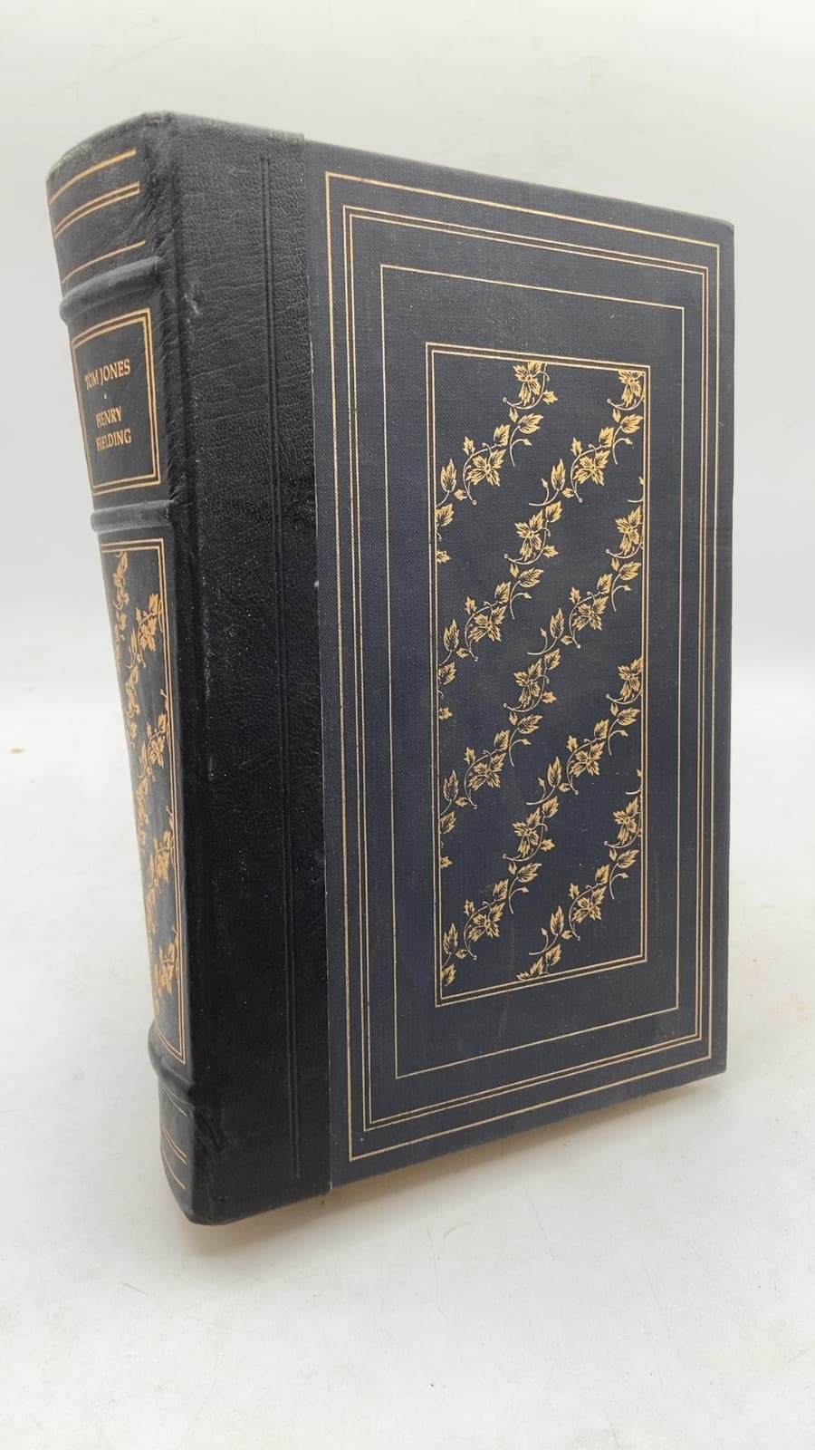 The History of Tom Jones A Foundling by Henry Fielding - front cover