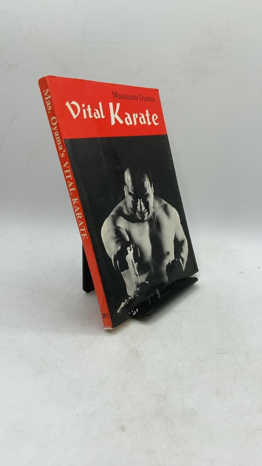 Vital Karate by Masutatsu Oyama - front cover
