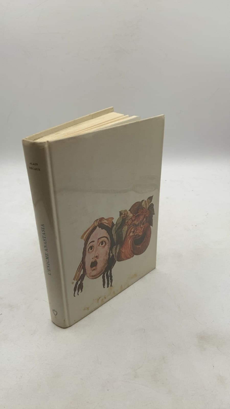 L'énigme Anastasia by Alain Decaux - front cover