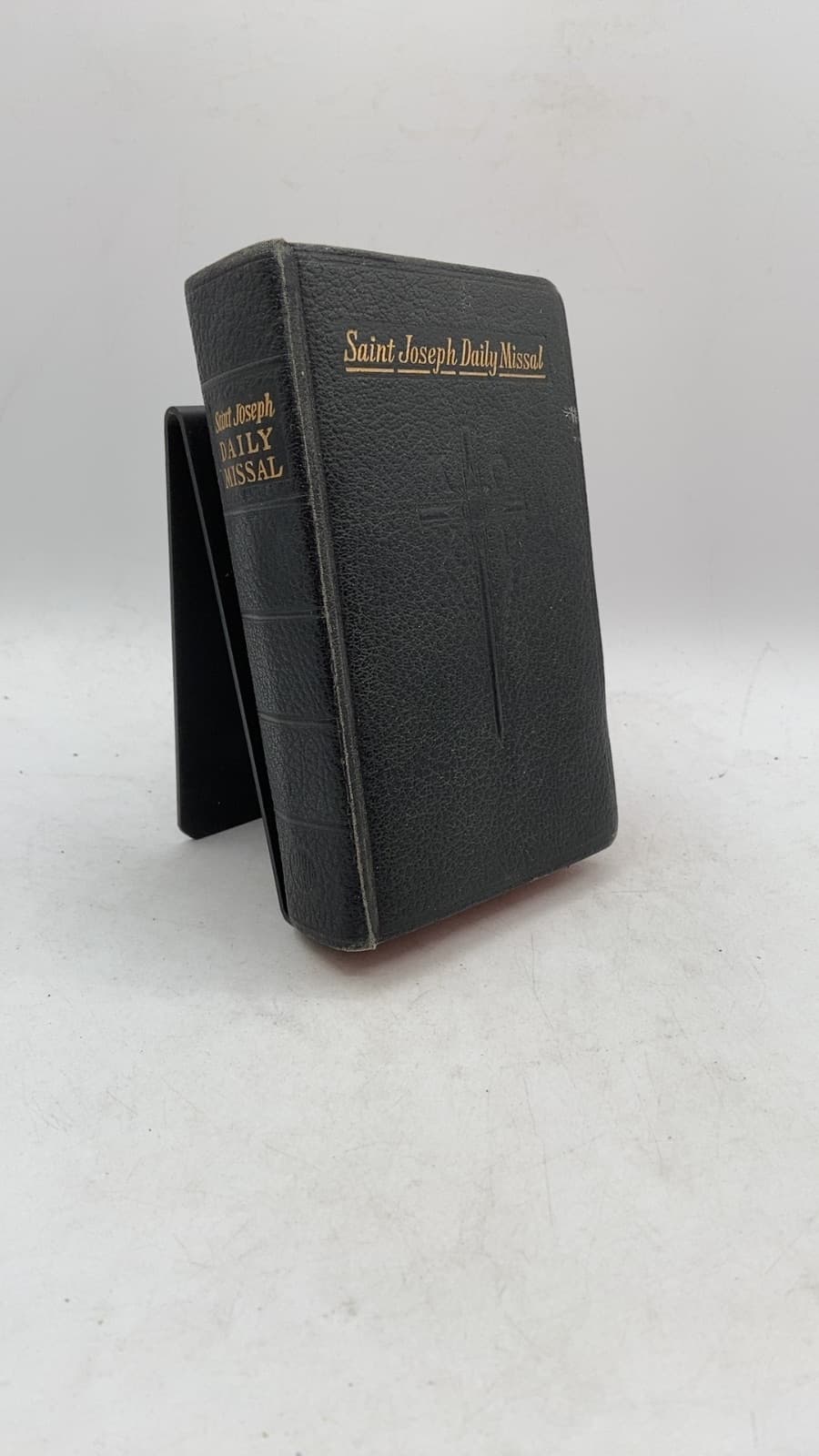 Saint Joseph Daily Missal - front cover