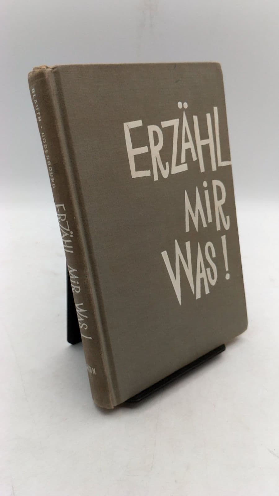 Erzähl mir was! by Henry Blauth and Kurt Roderbourg - front cover