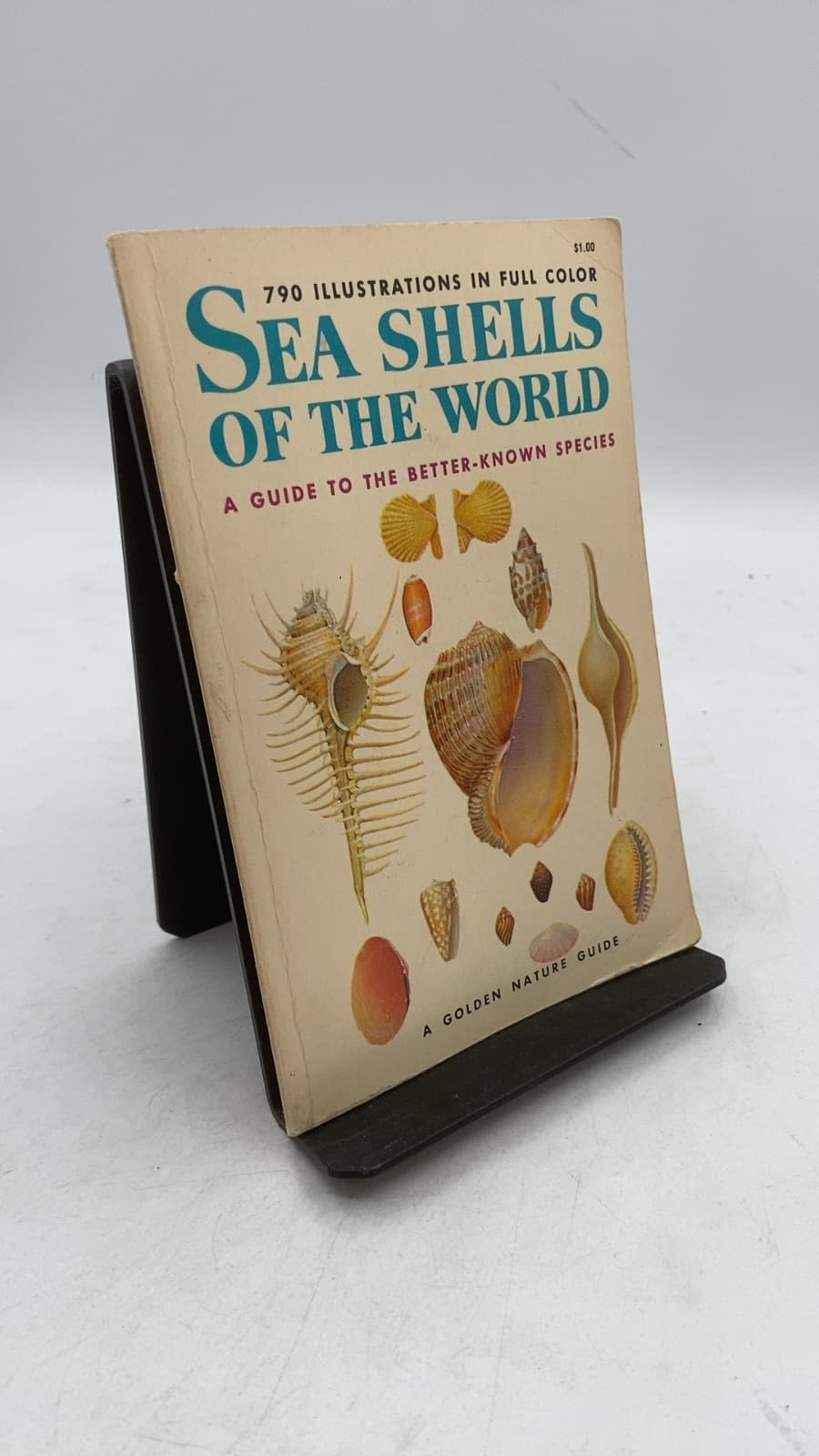 Sea Shells of the World: A Guide to the Better-Known Species by R. Tucker Abbott, Ph.D. - front cover