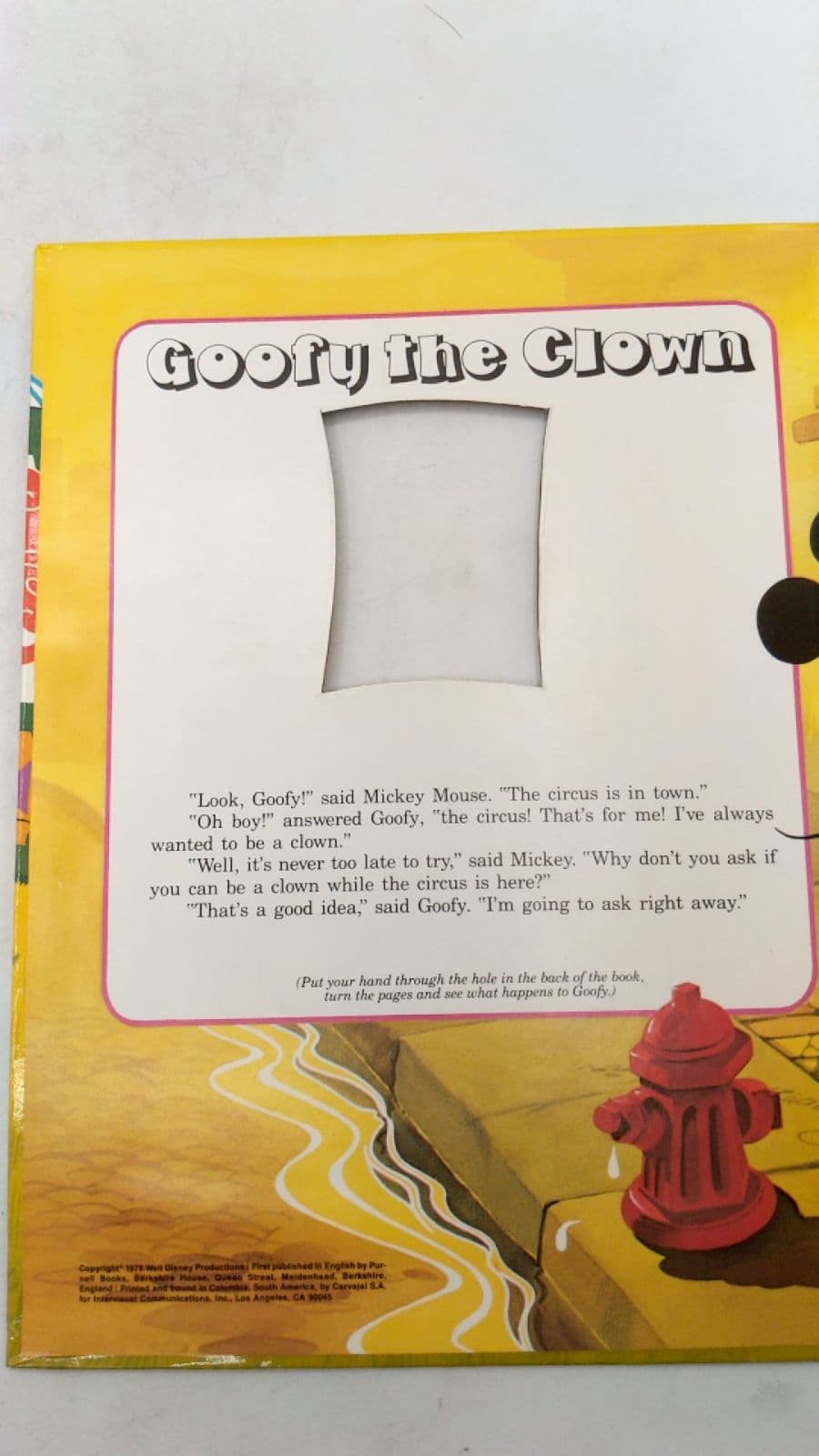Goofy the Clown: A Puppet Book - title page